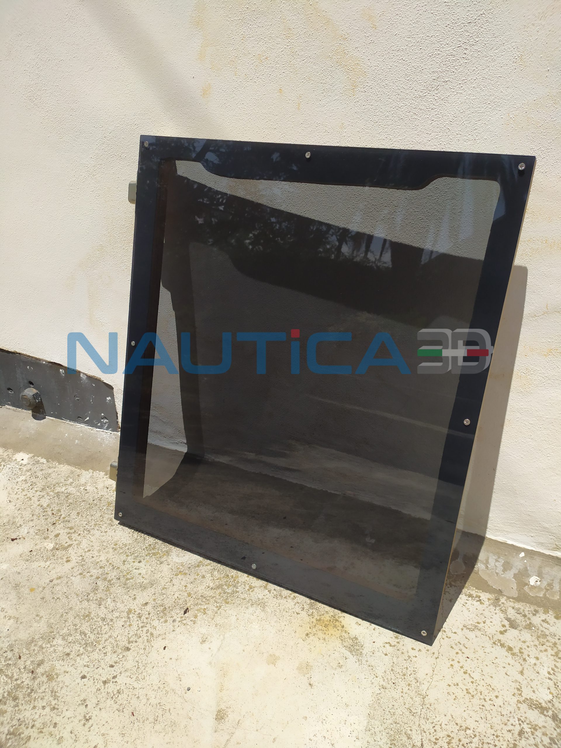 Lavorazioni plexiglas - passauomo